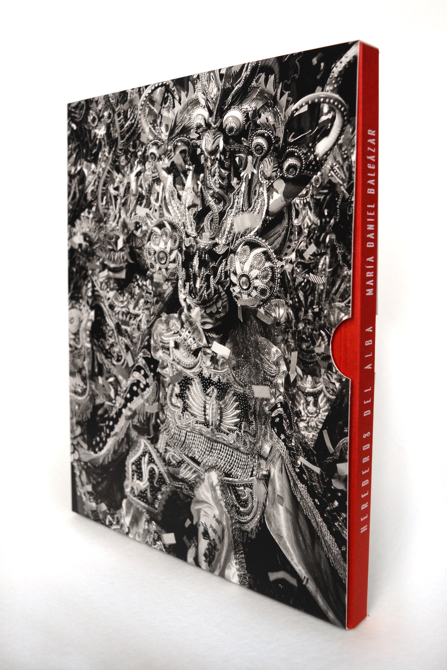 'Heirs of the Dawn' (Herederos del Alba) by María Daniel Balcázar